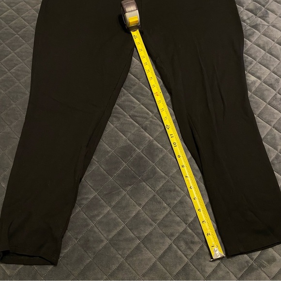 Zim & Zoe Dressy Black Work Stretch Leggings | Women’s Size 24 - Picture 6 of 6